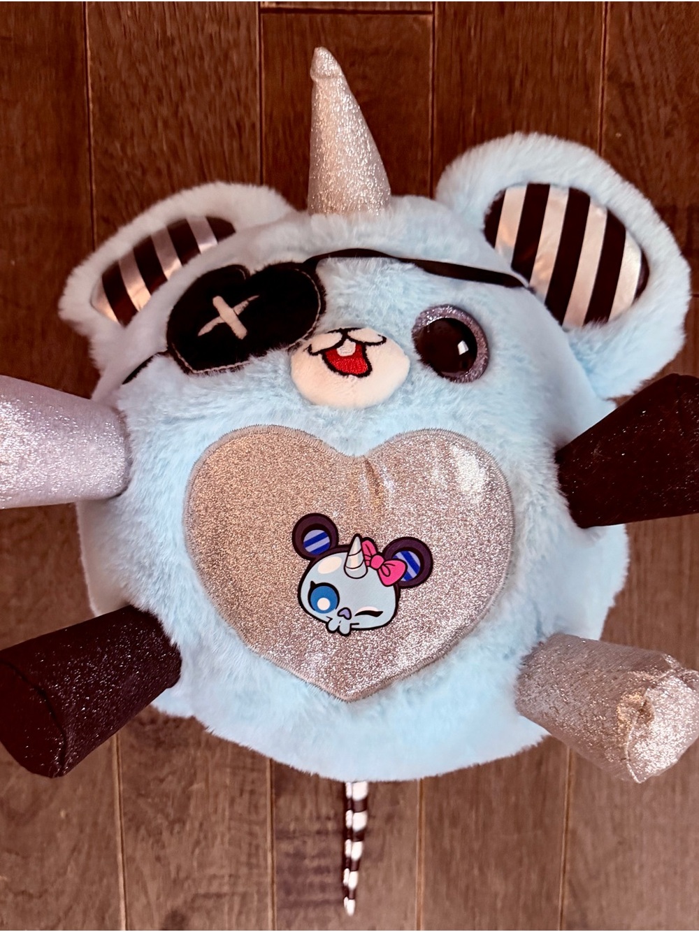 ZURU  Fuzzy Unicorn Bat Plush with Glitter Heart